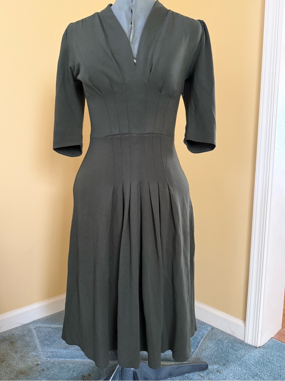 Size 4 Trashy Diva Olive Knit Jenny Dress